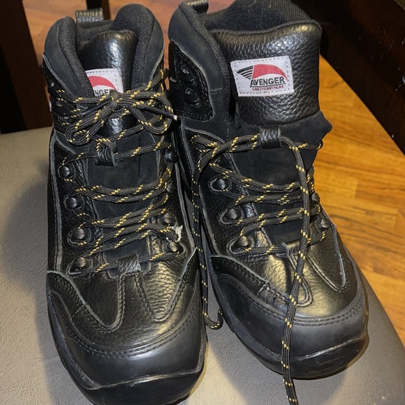 Avenger Safety Work Boots - Picture 2 of 5